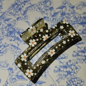 Daisy Dreams Claw Clip Collection - Honey Mocha